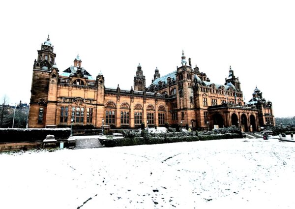 Kelvingrove Art Gallery In The Snow Christmas Card (A6-Sized)